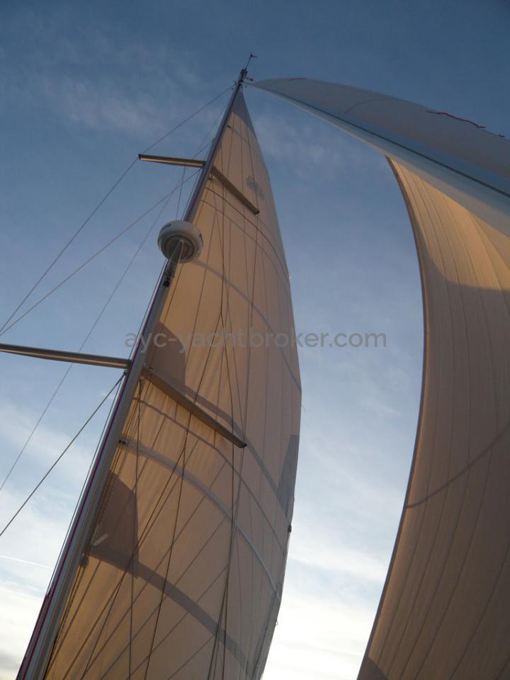 AYC Yachtbroker - Dufour 405 Grand Large - Under genoa and main sail