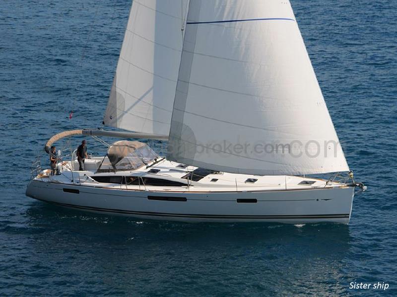 Jeanneau 53 - Under sails
