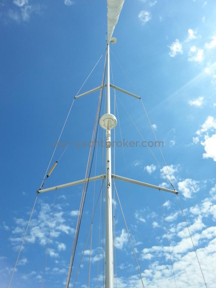 Sun Odyssey 42 DS - Mast