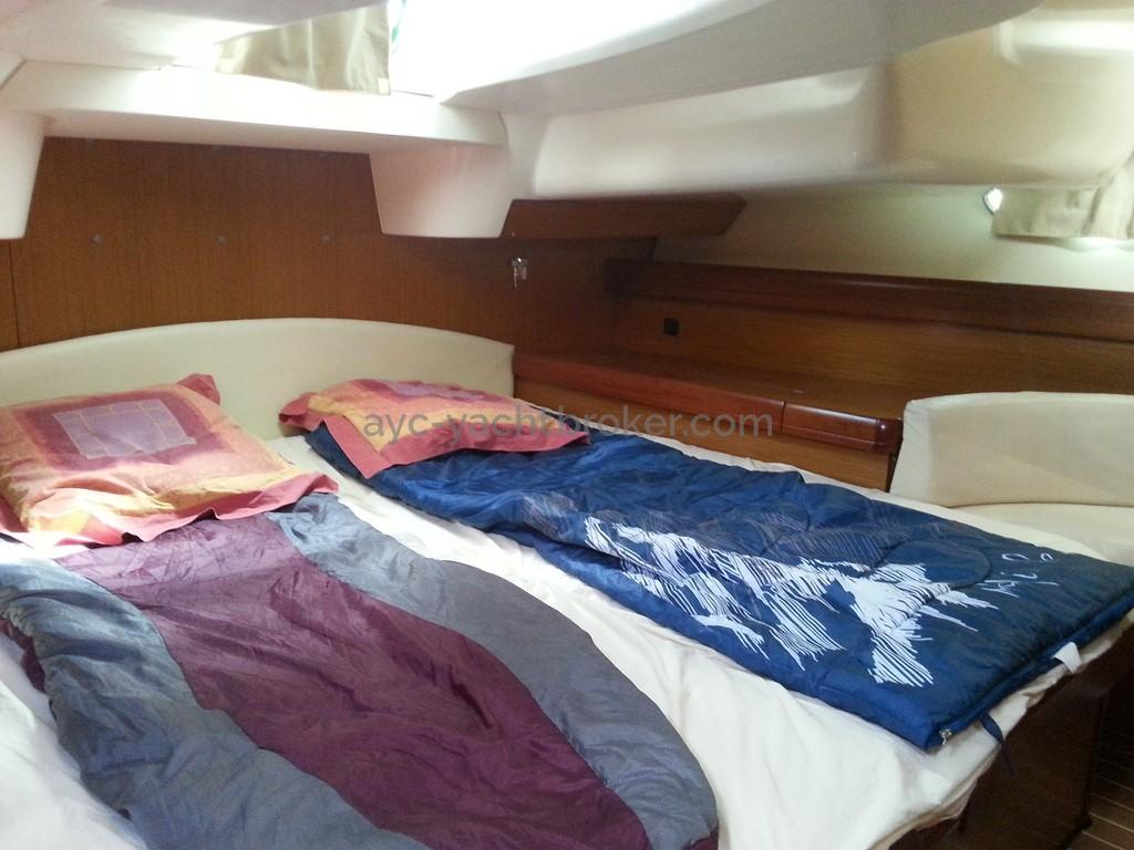 Sun Odyssey 42 DS - Aft owner cabin